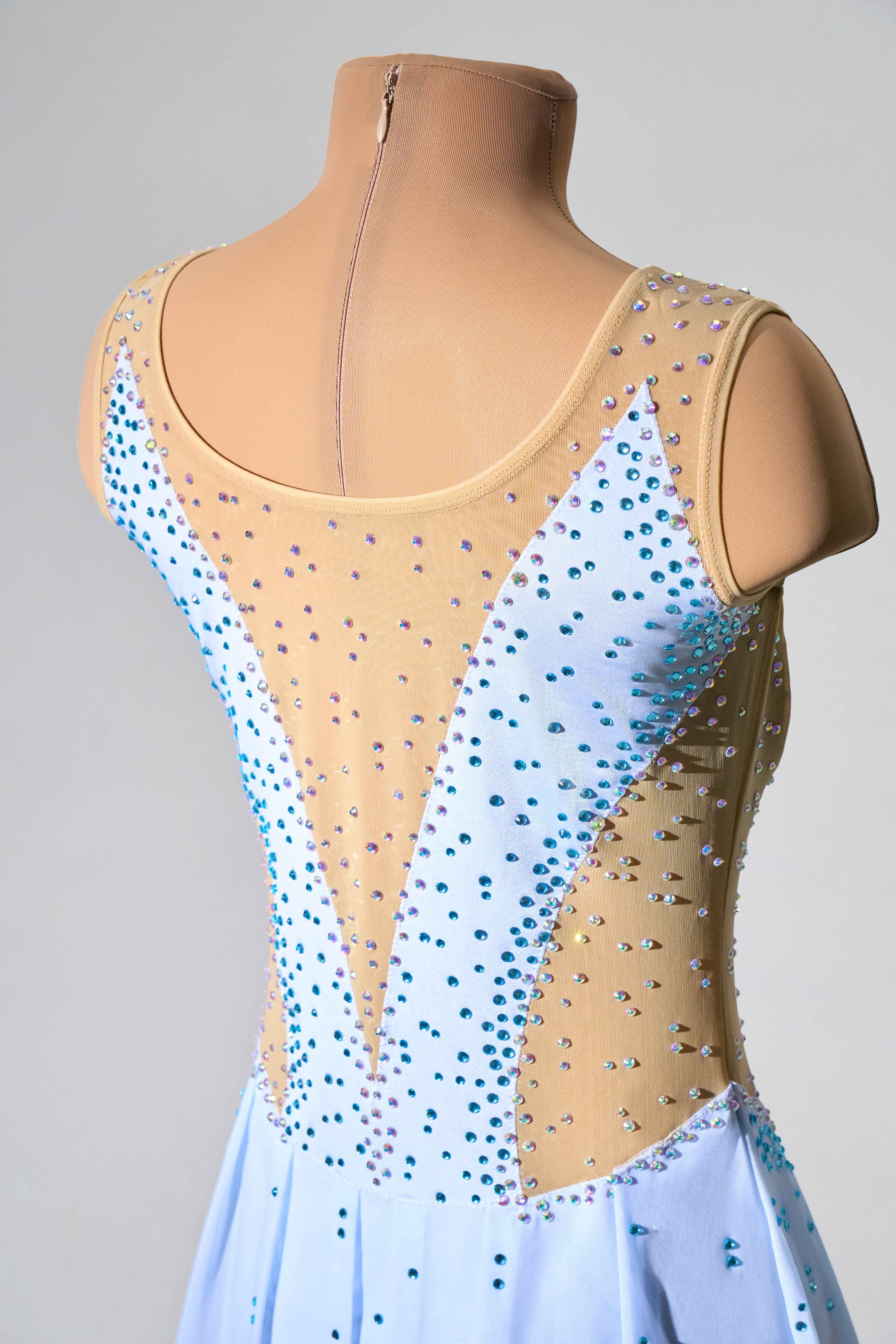 Justaucorps de majorette et twirling (en stock)