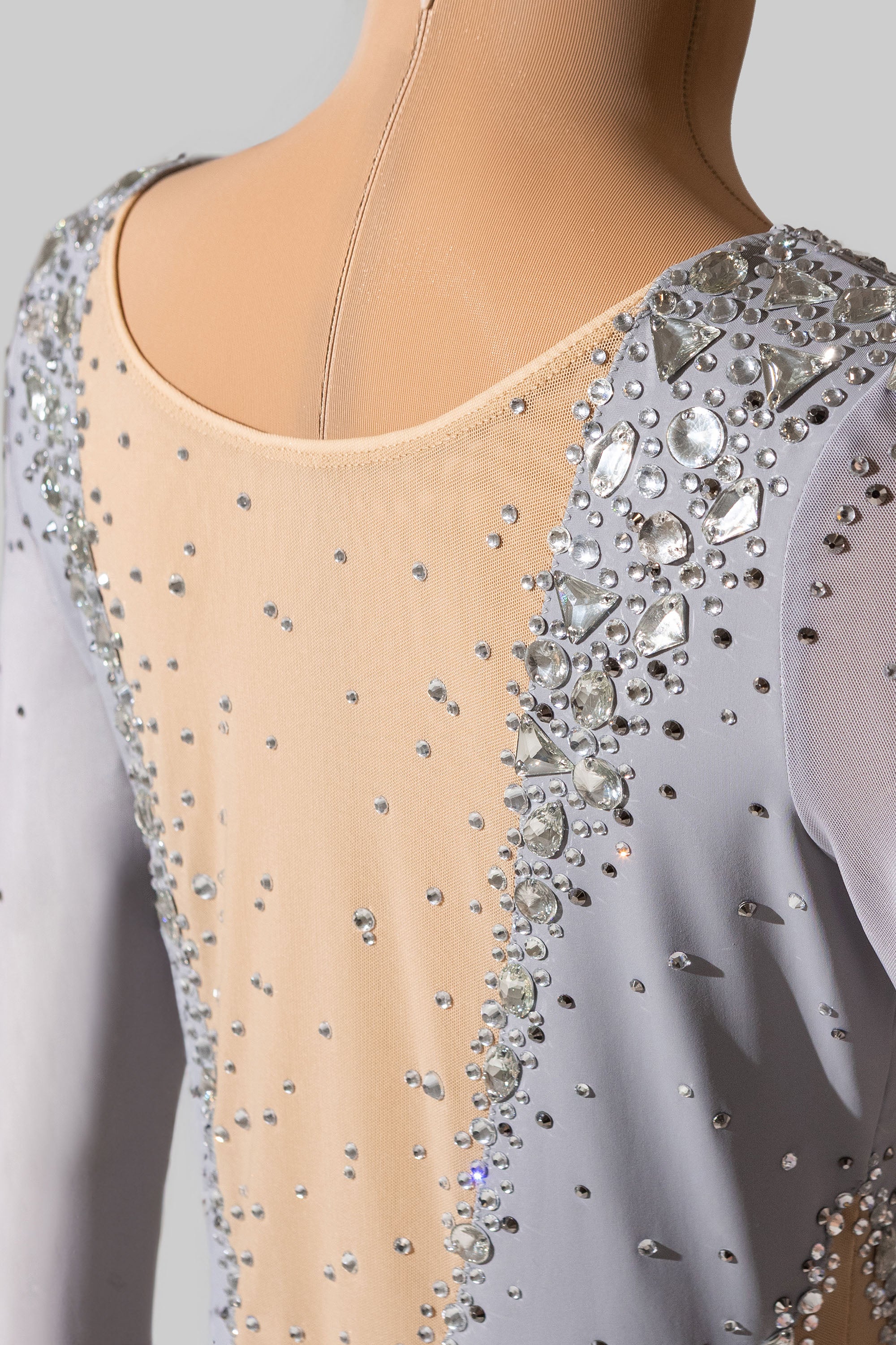 Justaucorps de majorette et twirling (en stock)