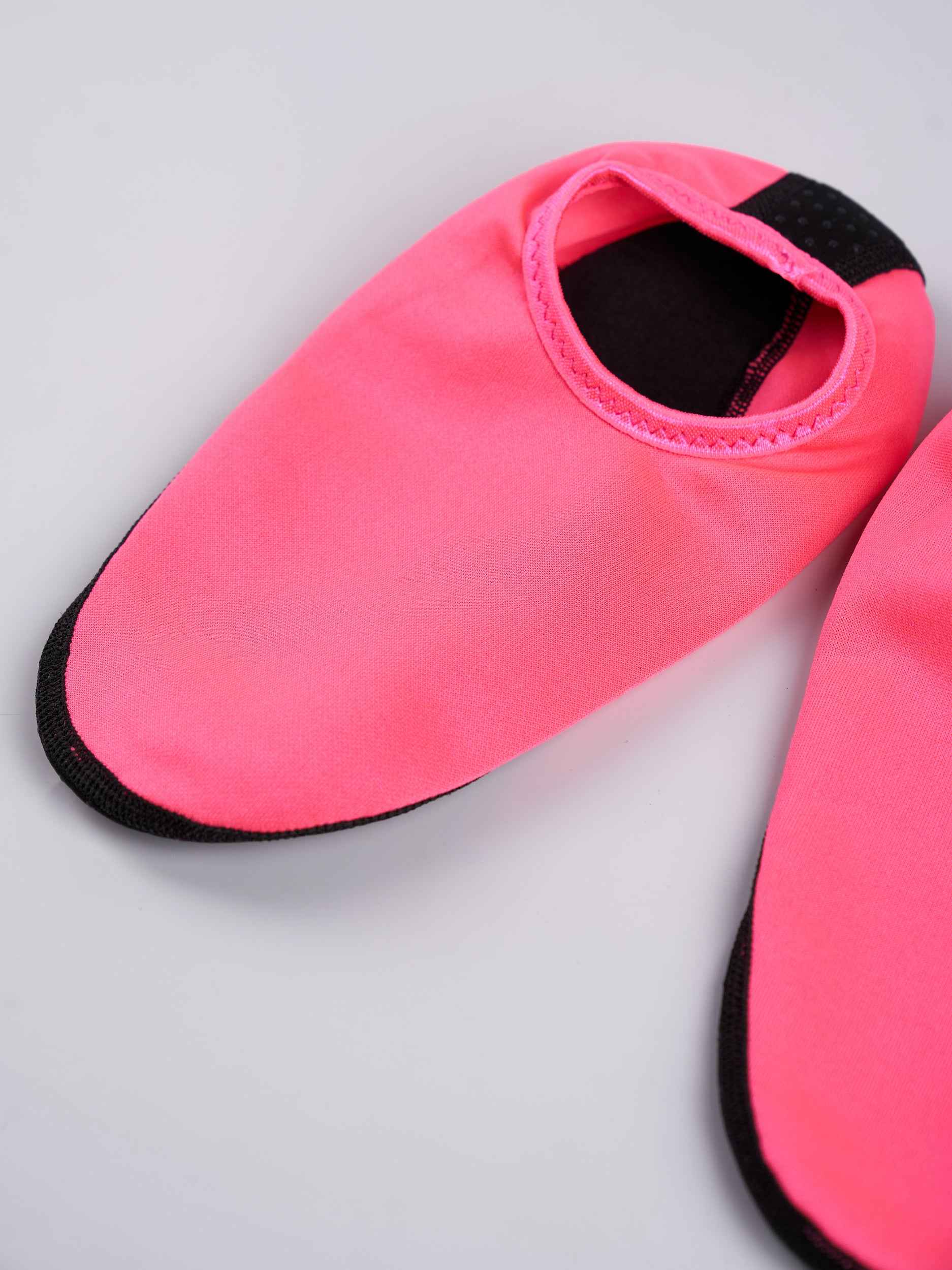 Chaussons d’eau unis (5 coloris)