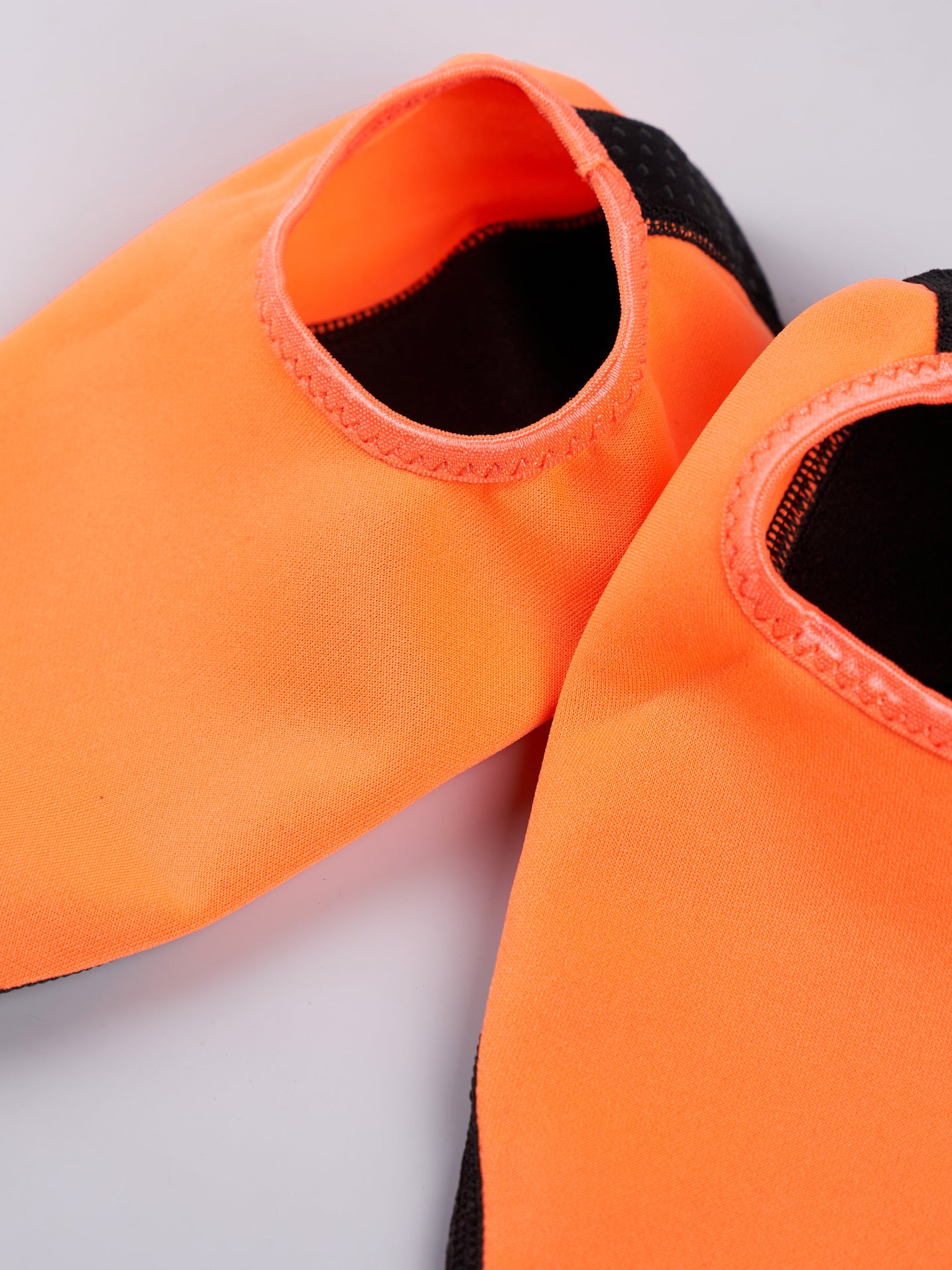 Plain water shoes (5 colours)