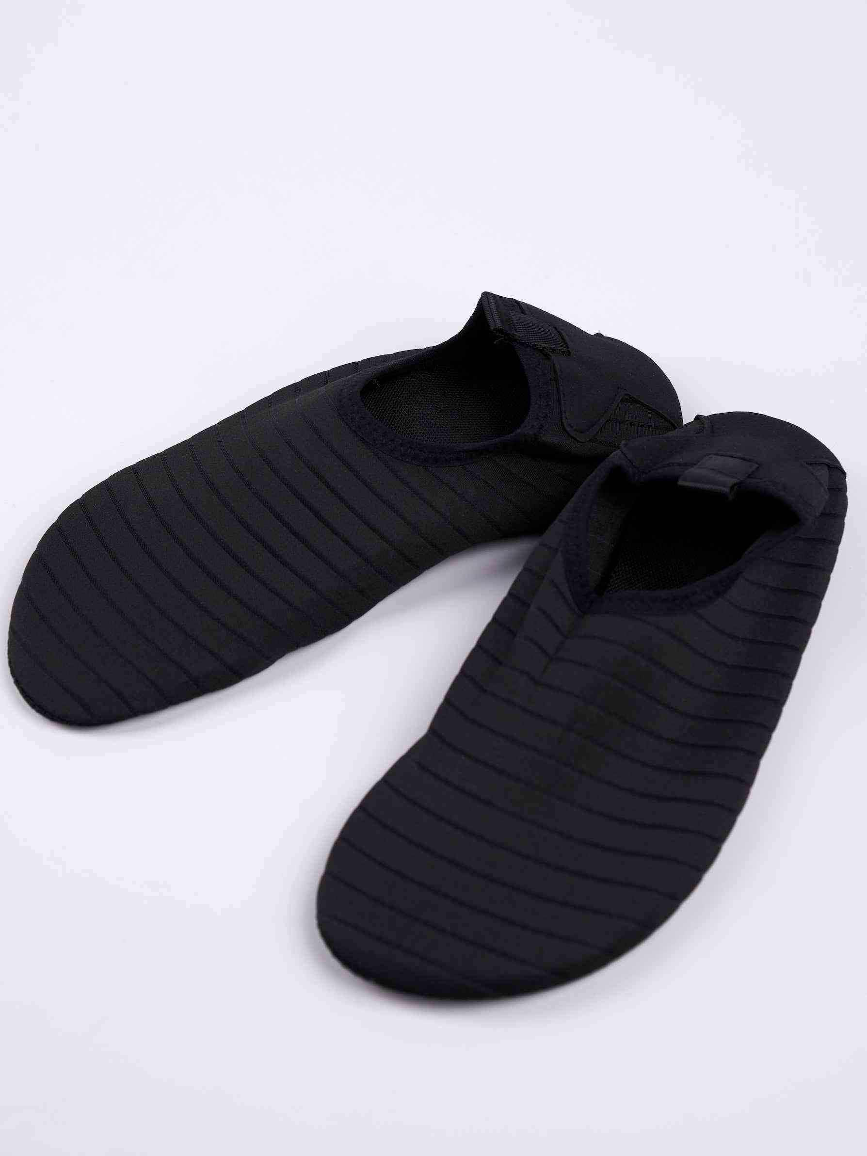 Chaussons d’eau rayés (2 coloris)