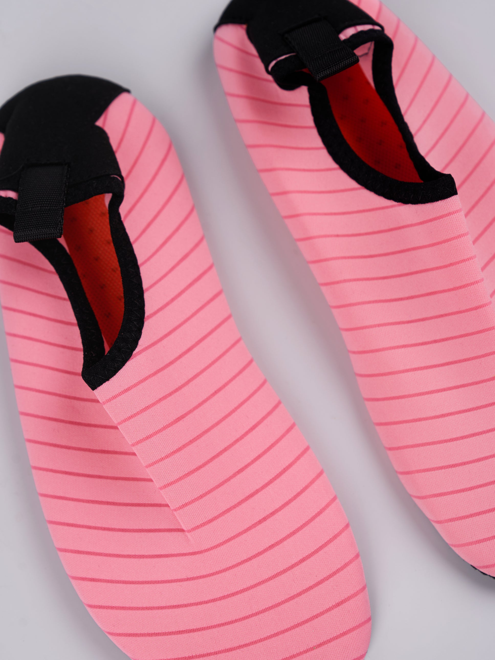 Chaussons d’eau rayés (2 coloris)