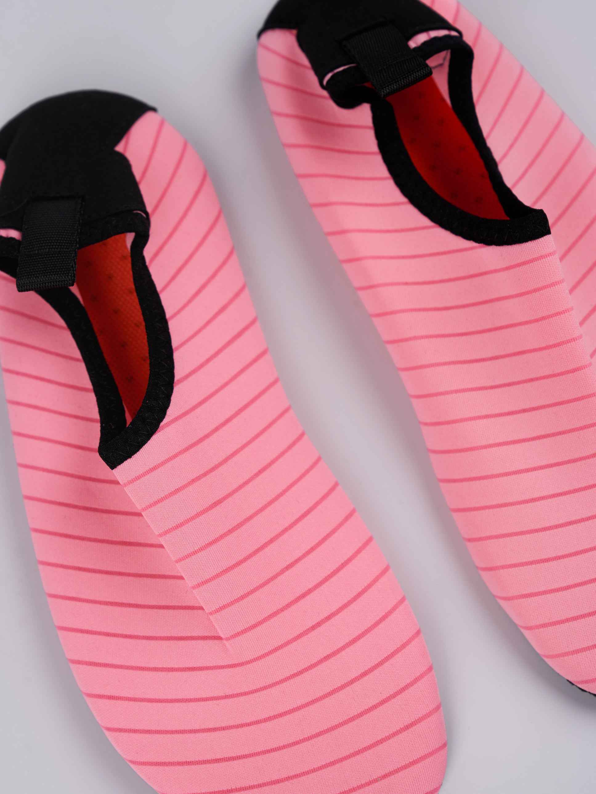 Chaussons d’eau rayés (2 coloris)