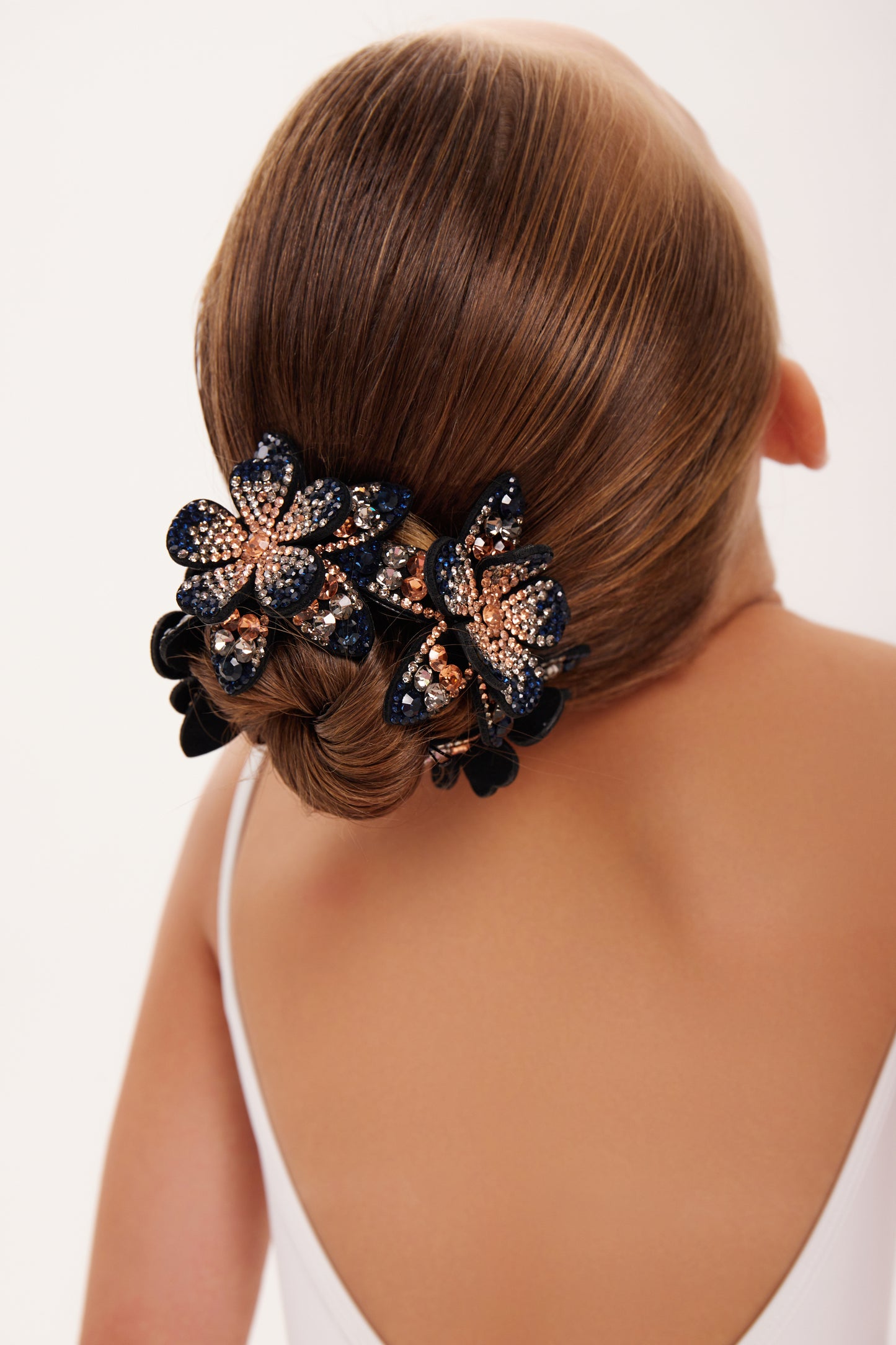 Rhinestone Bun Clip "Black Flower"