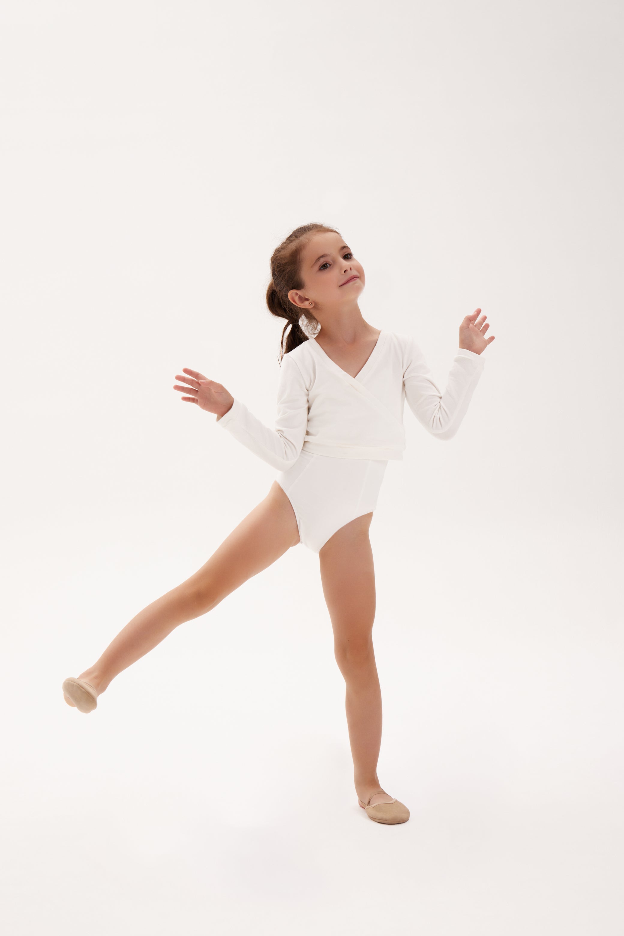 Tenue de danse classique " Grace " : justaucorps + cache-cœur à enfiler (2 coloris)
