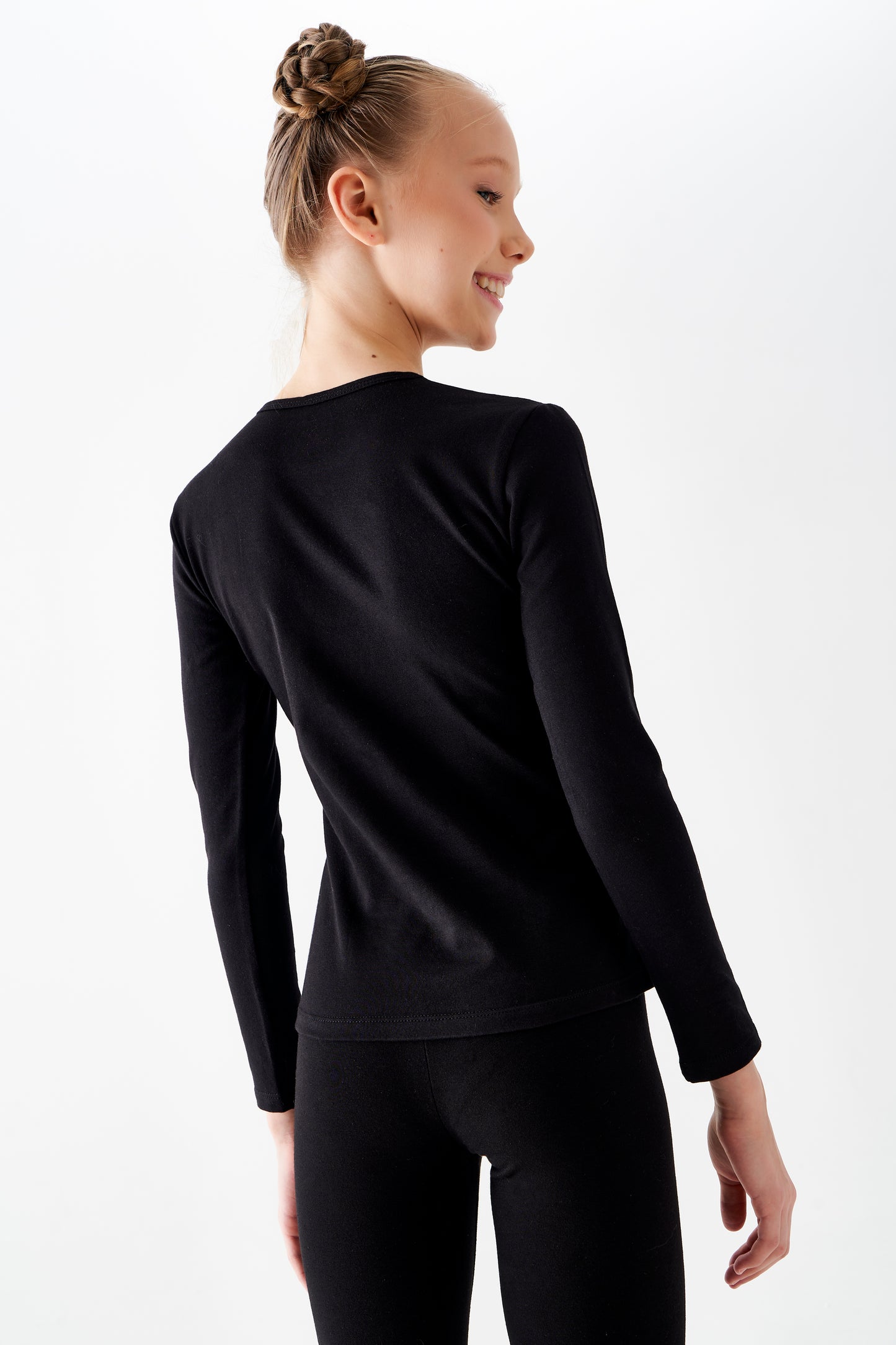 "Claire" long-sleeved T-shirt for rhythmic gymnastics (black)